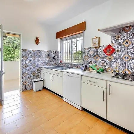Sao Rafael Sleeps 8 Pool Air Con Wifi Patroves